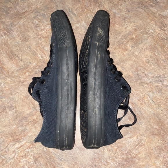 Chuck Taylor All Star Low Top Sneaker - Picture 4 of 6